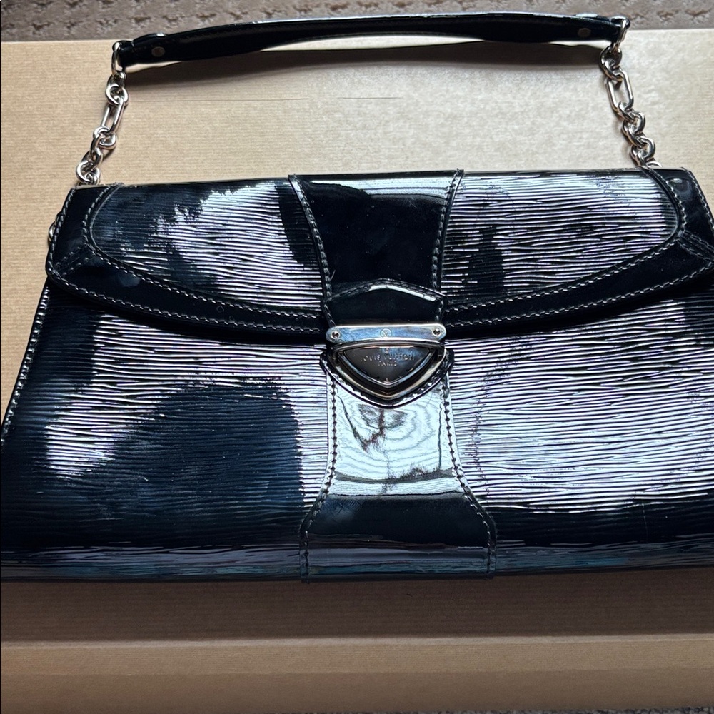 Louis Vuitton Glossy Black and Silver Chain Shoulder Bag